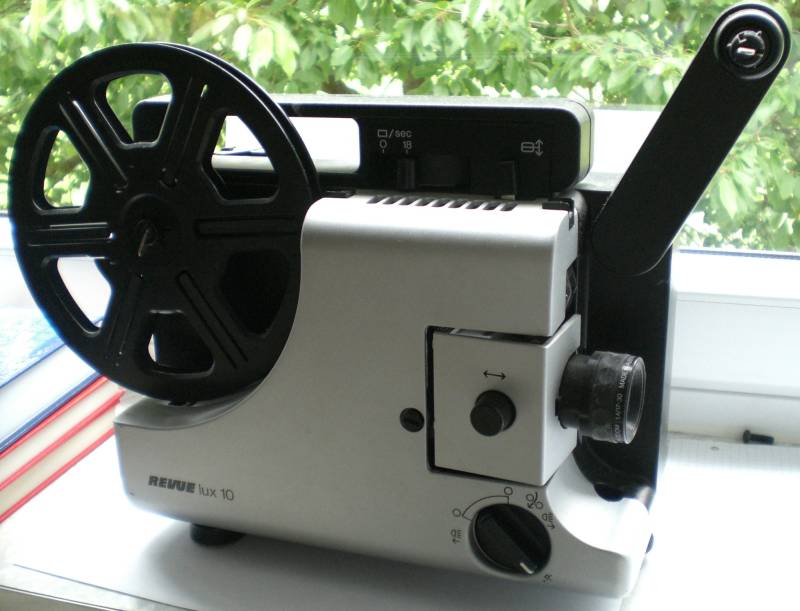 projector.jpg projector.jpg